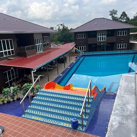 Paradise Valley Resort Broga سيمينيه المظهر الخارجي الصورة