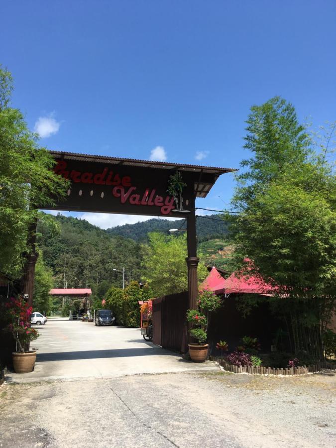 Paradise Valley Resort Broga سيمينيه المظهر الخارجي الصورة